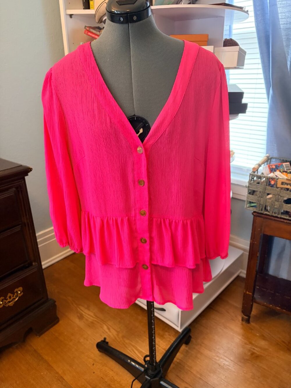 Hot Pink Peplum Blouse Womens L Sheer Long Sleeve Button Top Barbiecore Workwear - Picture 12 of 12